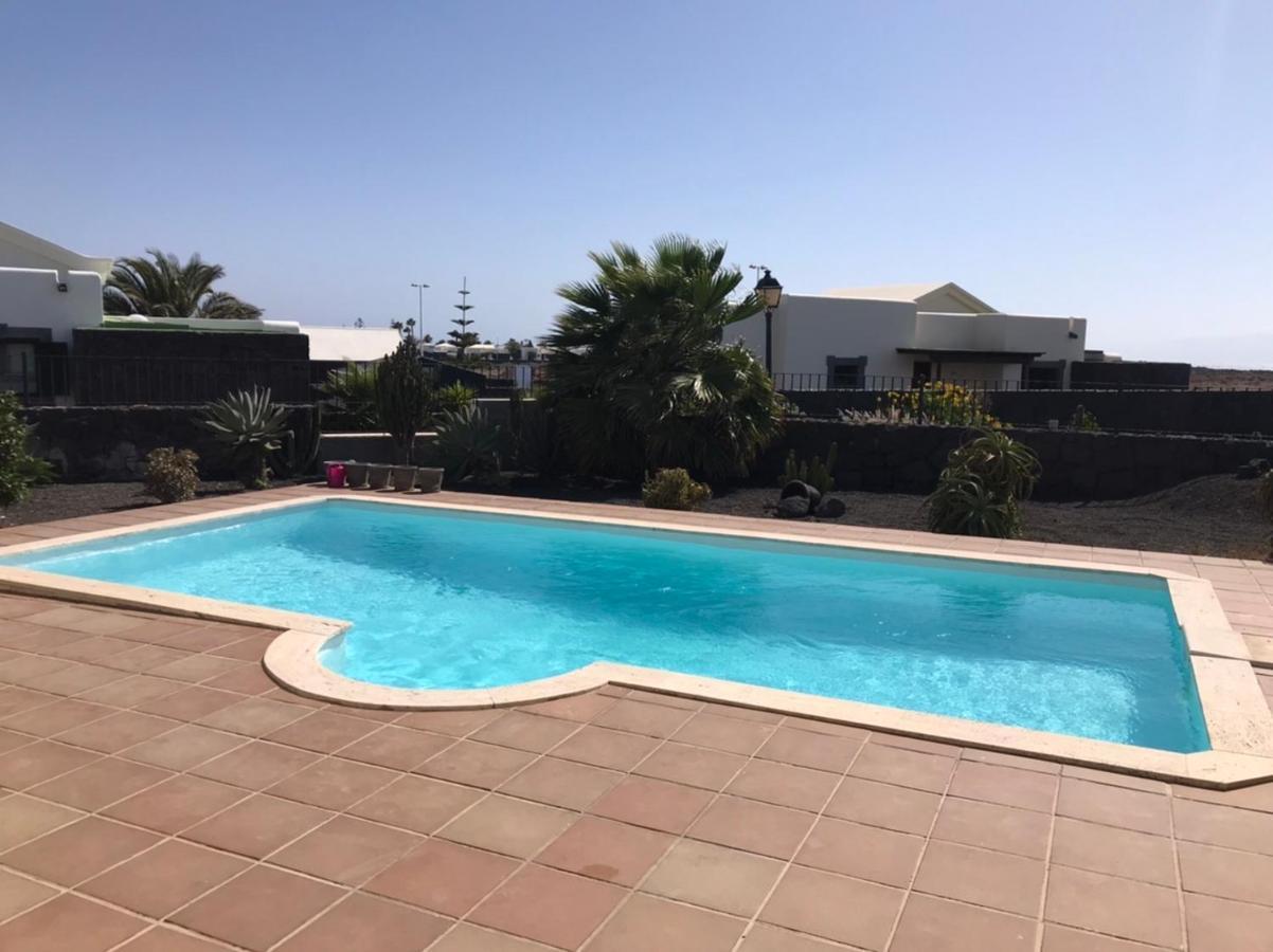 Villa Tania - Villa Independiente Con Piscina Privada Playa Blanca  Exteriör bild