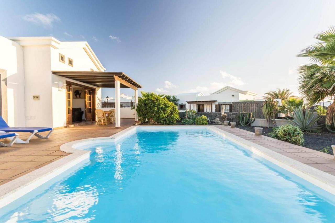 Villa Tania - Villa Independiente Con Piscina Privada Playa Blanca  Exteriör bild